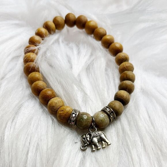Elephant Beaded Stretchy Bracelet Brown and Silver One Size - Picture 1 of 4